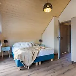 Plazowa 8 Z Baliami Z Hydromasazem Białogóra