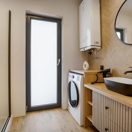 Plazowa 8 Z Baliami Z Hydromasazem Bialogora