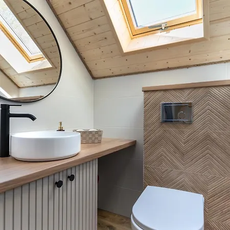 Holiday home Plazowa 8 Z Baliami Z Hydromasazem Bialogora
