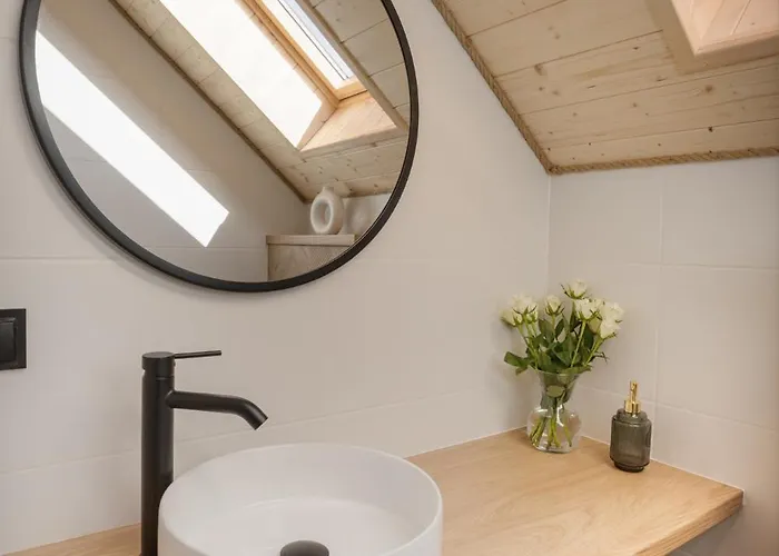 Plazowa 8 Z Baliami Z Hydromasazem * Białogóra